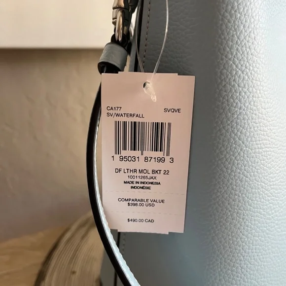 NWT- COACH MOLLIE BAG - Picture 6 of 9